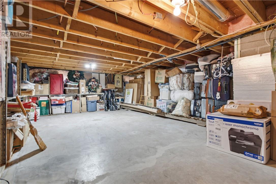 133 Labine Street - 38