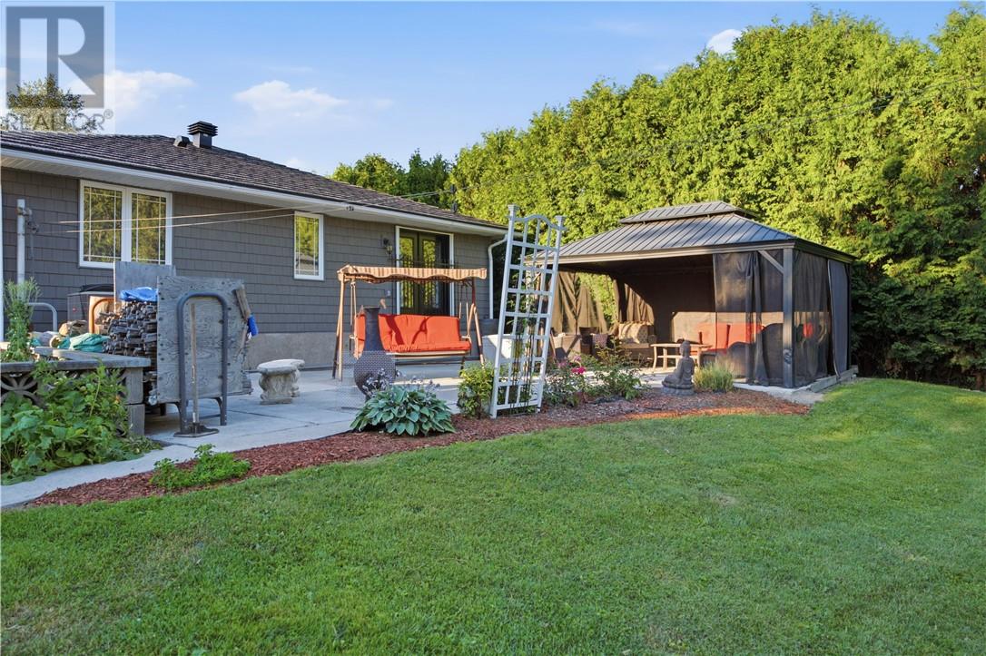 133 Labine Street - 44