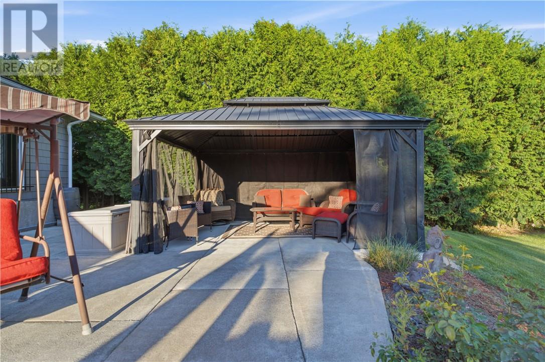 133 Labine Street - 42