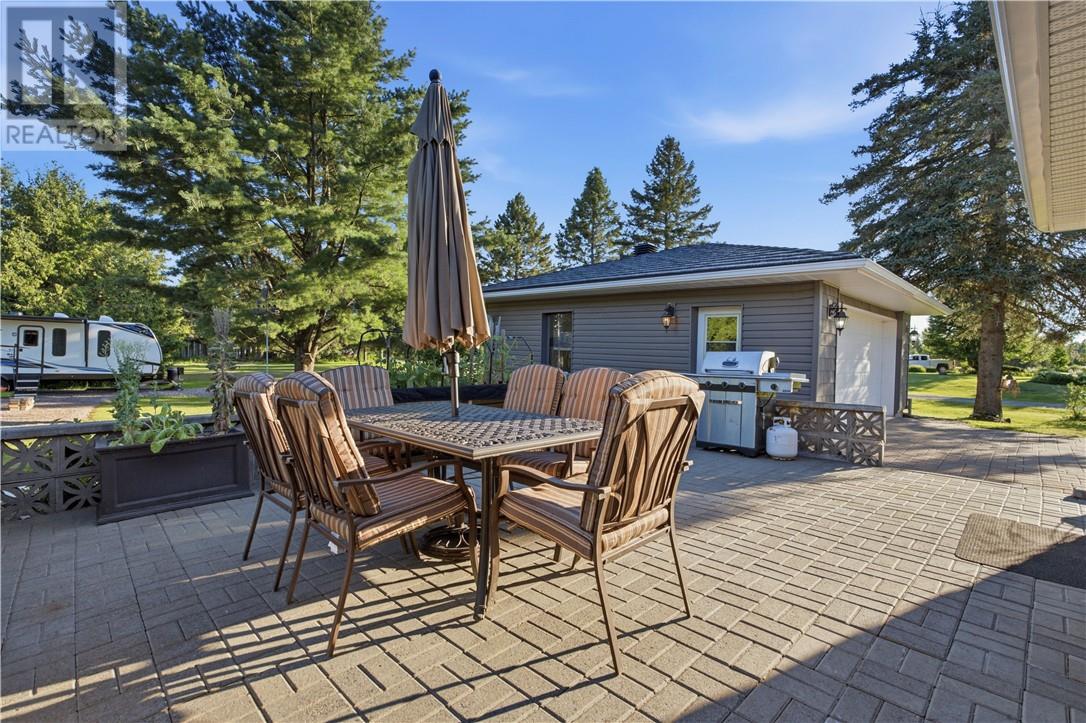 133 Labine Street - 41
