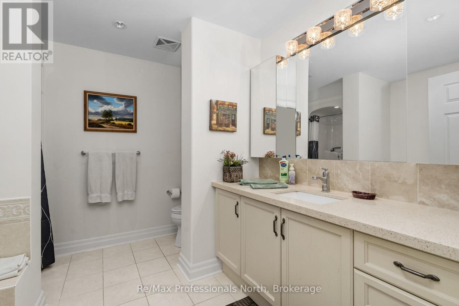 #207 110 STEAMSHIP BAY ROAD - 14