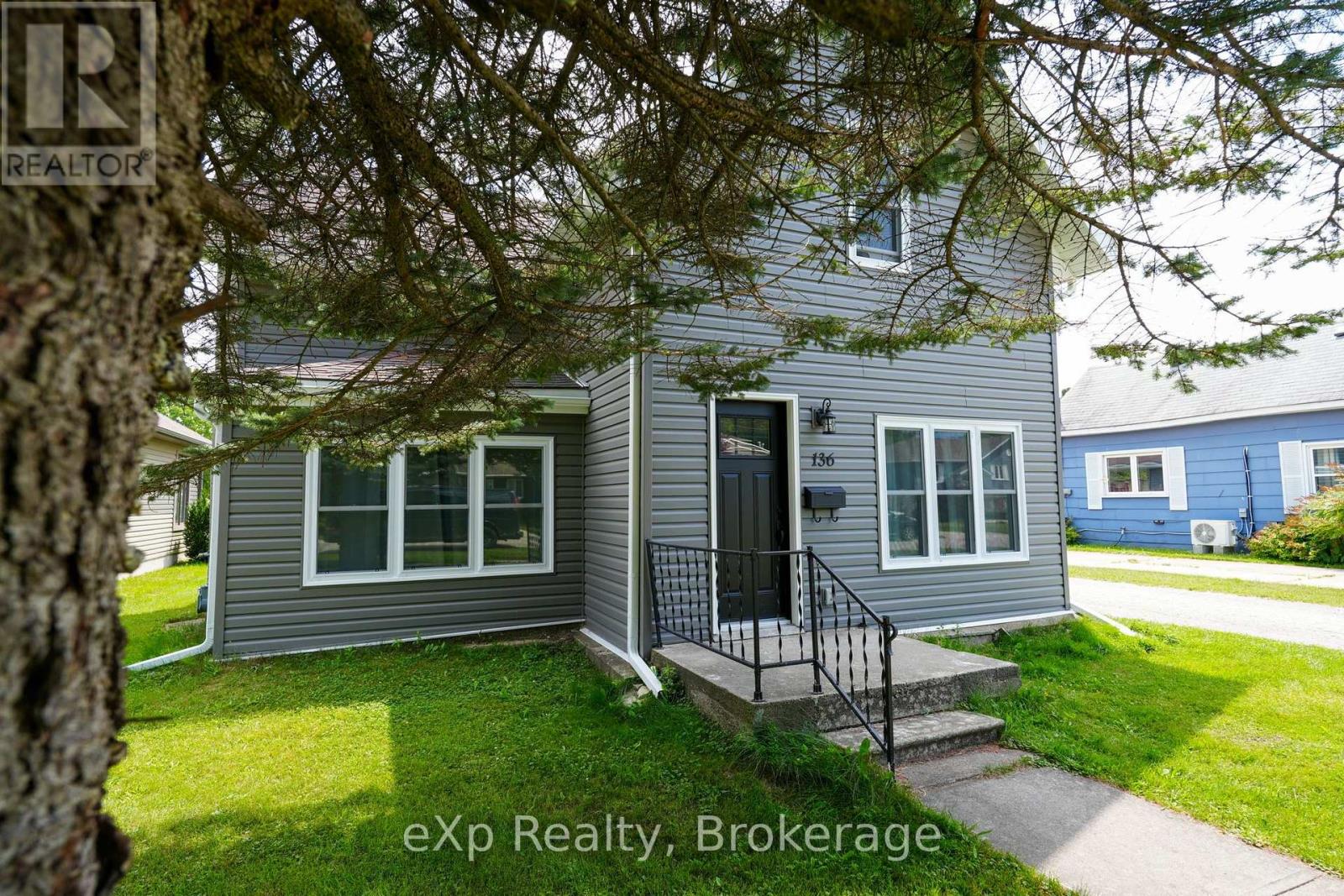 136 BREADALBANE STREET S - 3