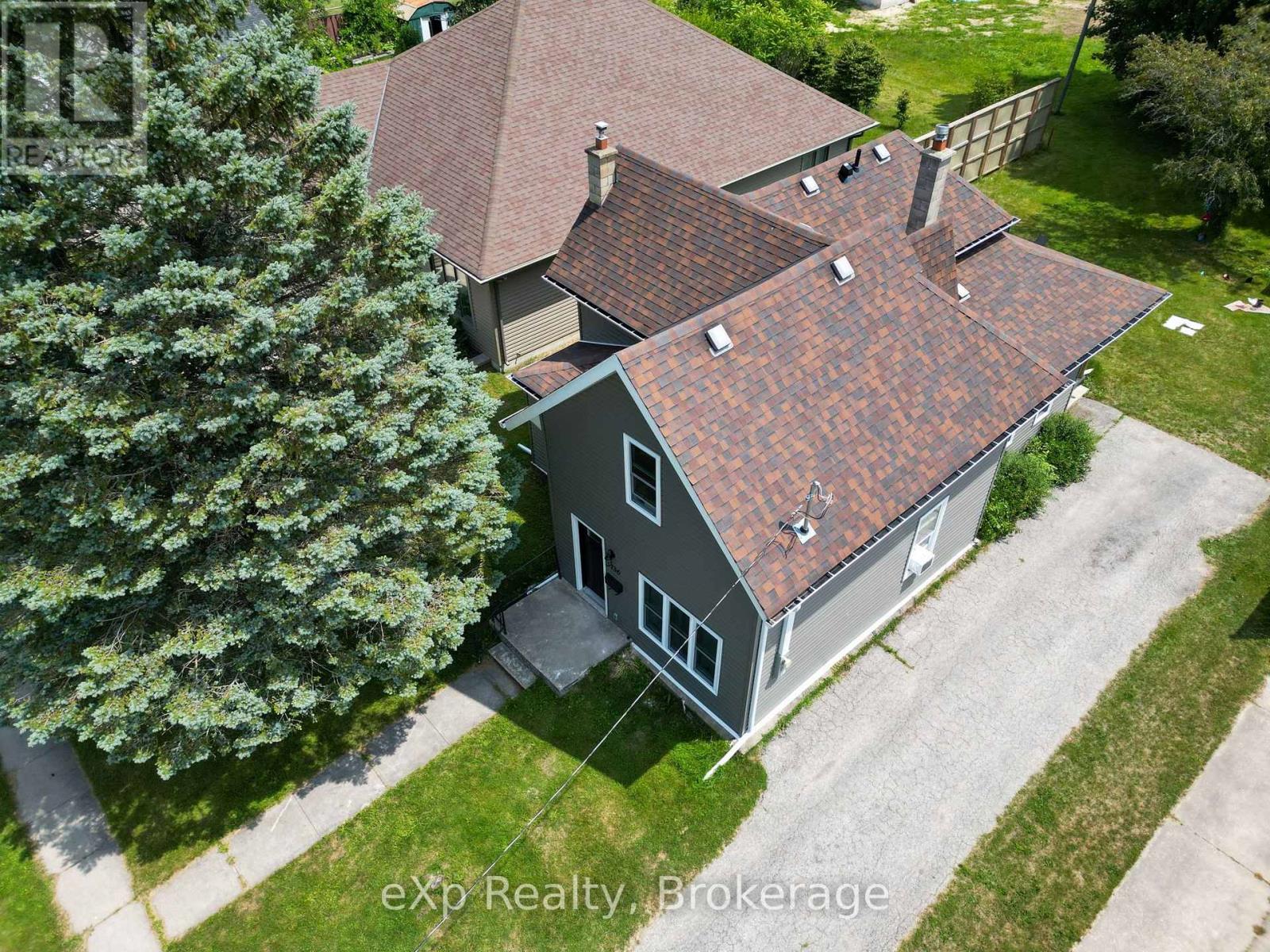 136 BREADALBANE STREET S - 34