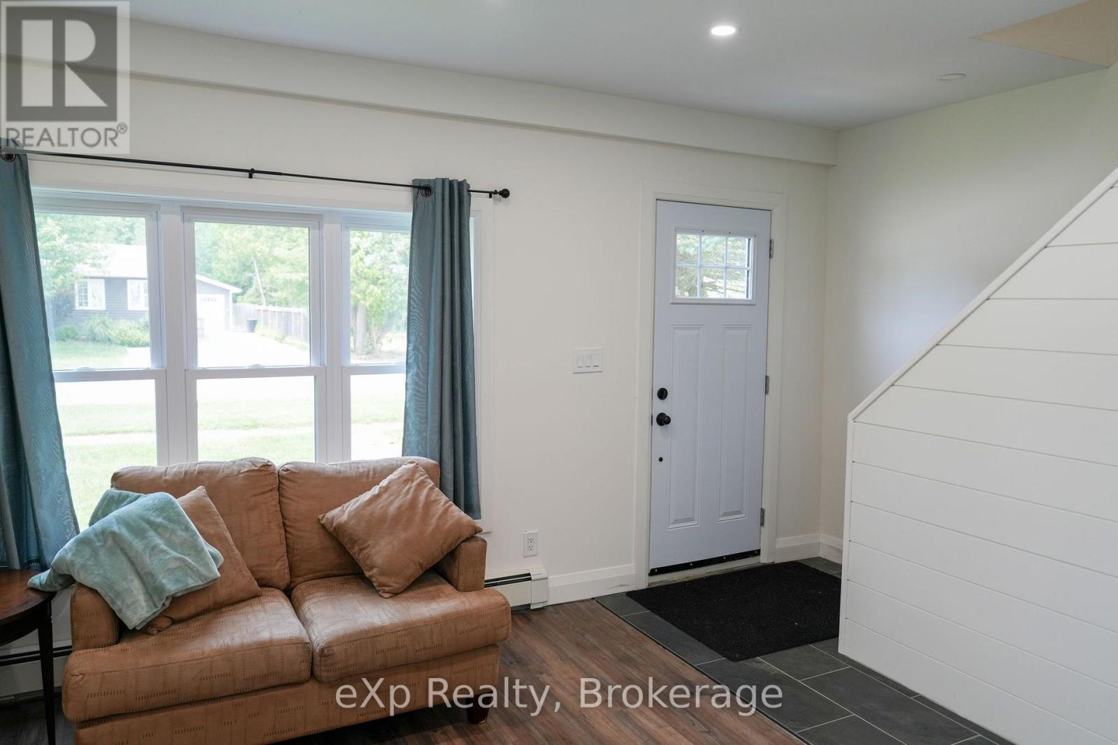 136 BREADALBANE STREET S - 5