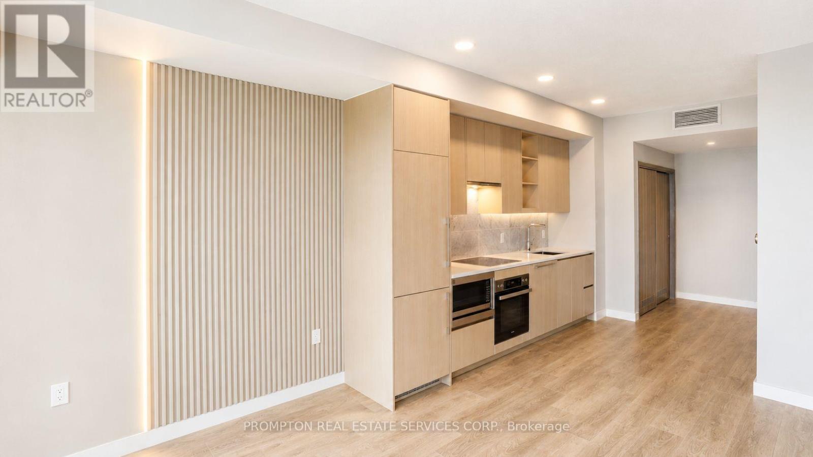 #2115 85 MCMAHON DRIVE - Image 18