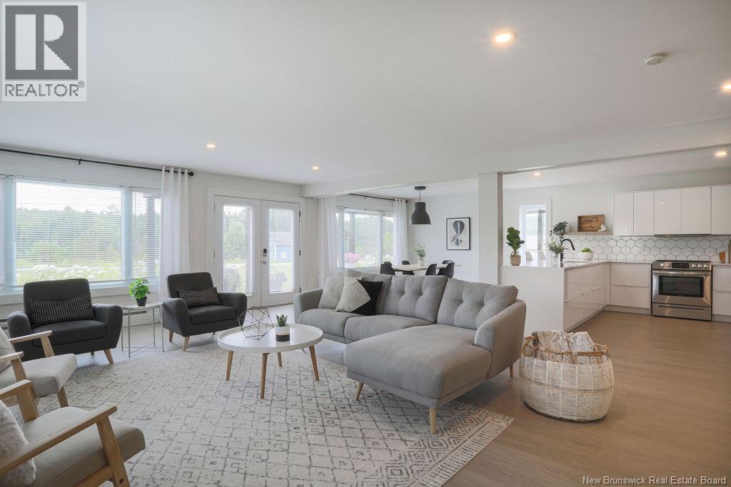 1269 Route 860, Smithtown — photo 2