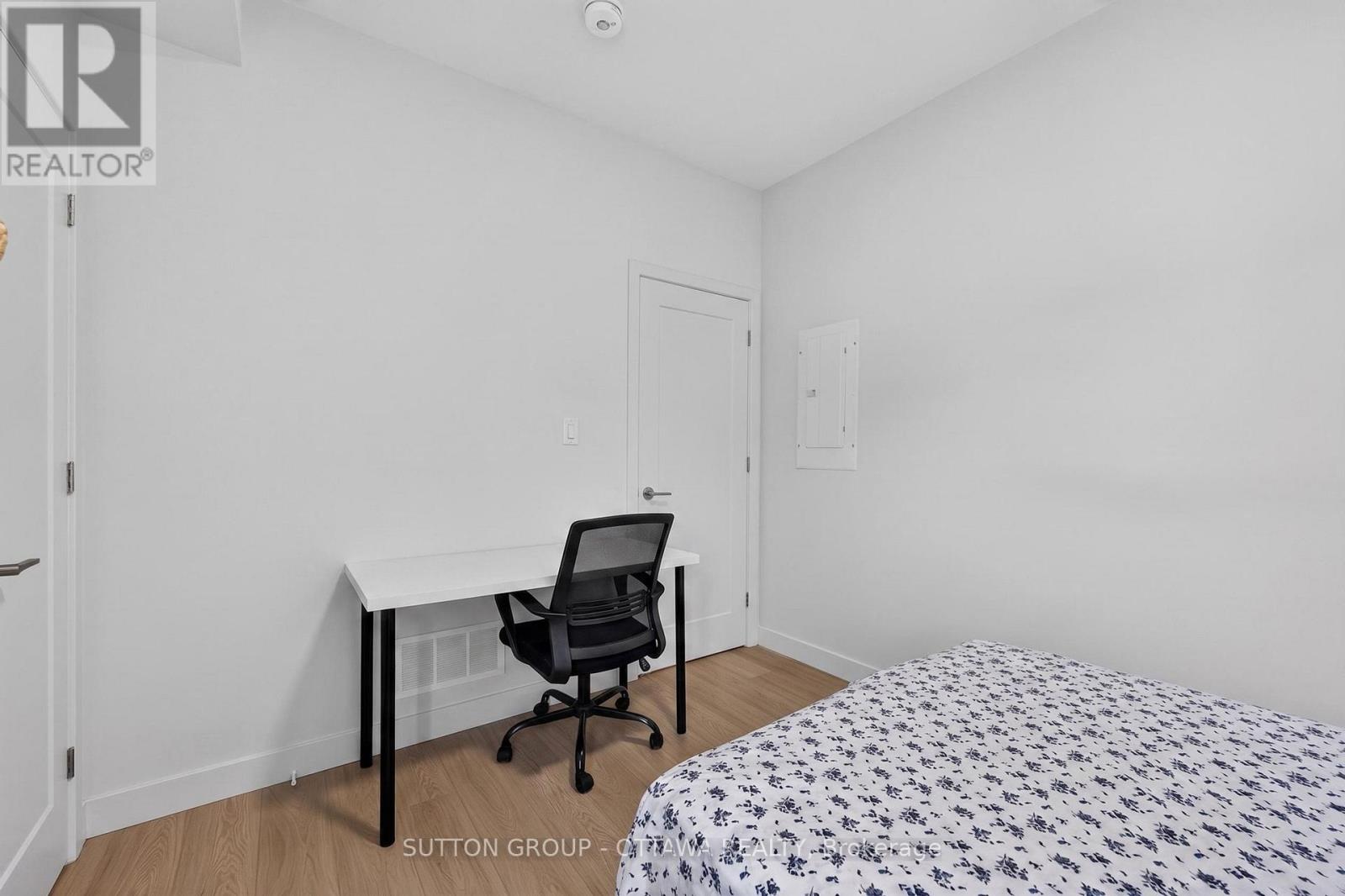 2 Bed, 1 Bath Multi-Family for Rent in Ottawa – 5 – 250 FERLAND STREET, Ottawa – MLS# X13581310 - Image 19