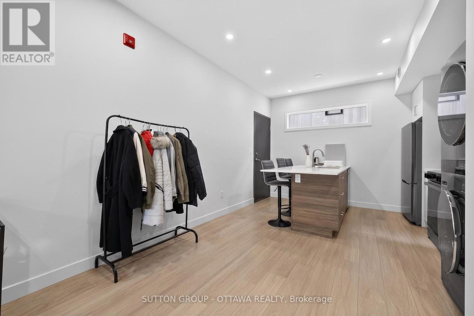 2 Bed, 1 Bath Multi-Family for Rent in Ottawa – 5 – 250 FERLAND STREET, Ottawa – MLS# X13581310 - Image 9