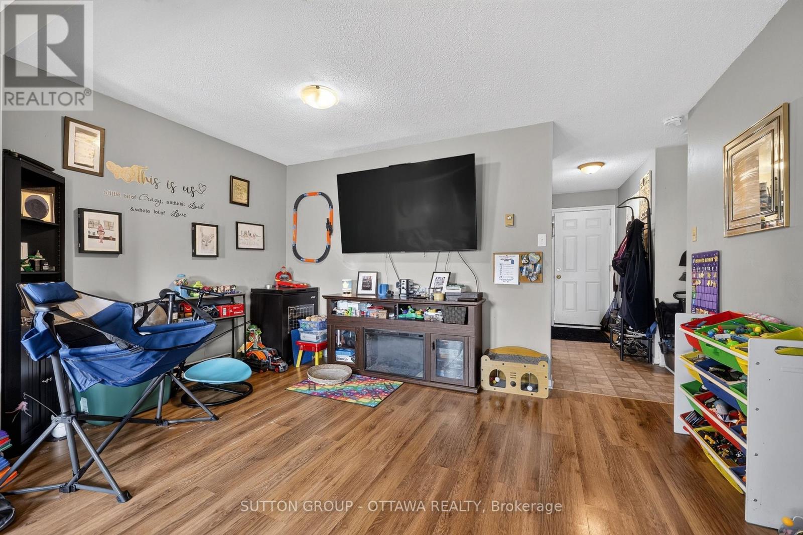 24 CARRAWAY CRESCENT - Image 12