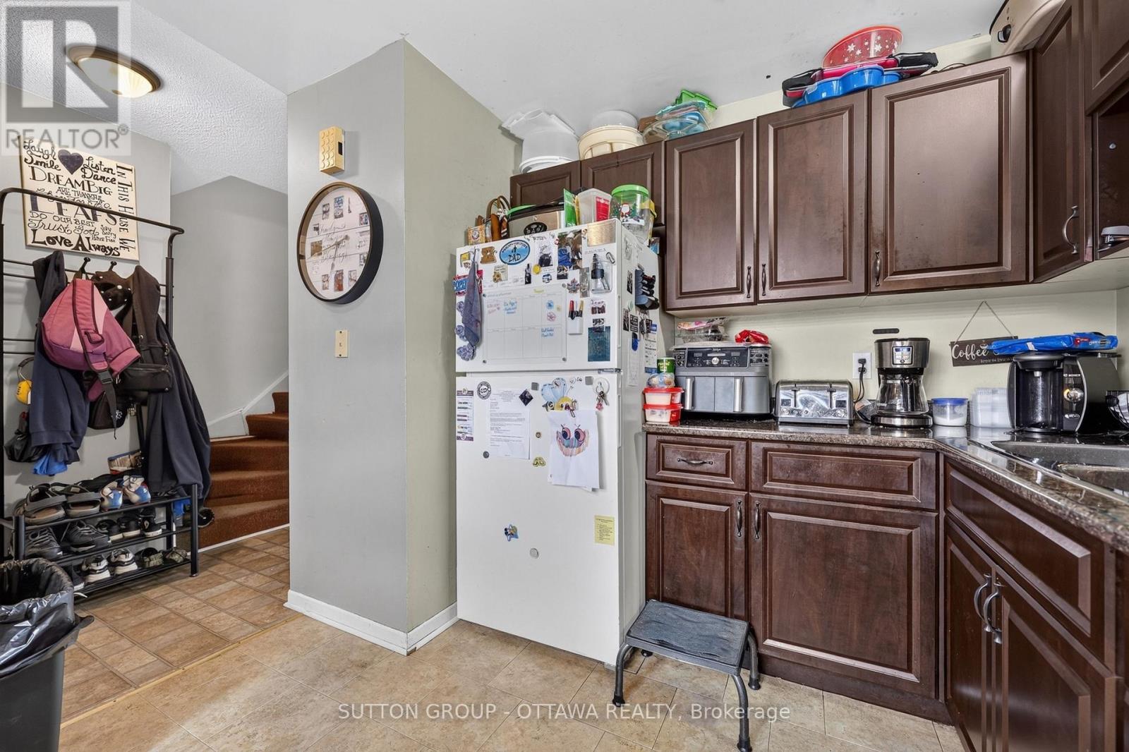 24 CARRAWAY CRESCENT - Image 7