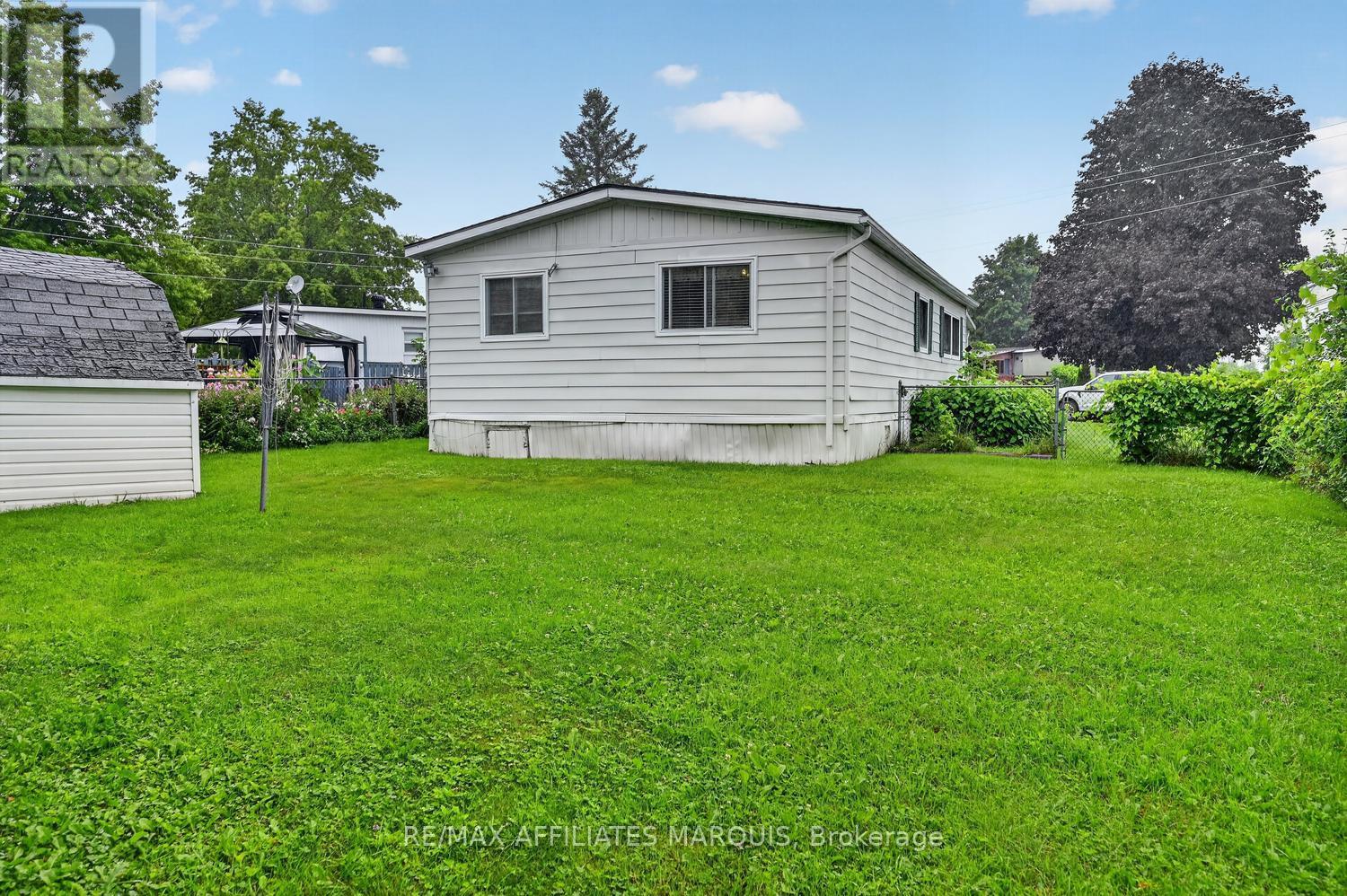 1 KAVANAGH DRIVE - 33