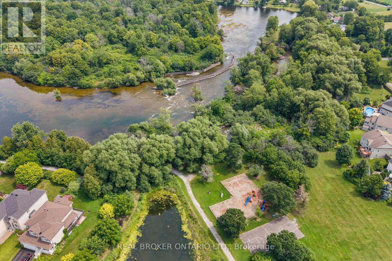 149 CRAMPTON DRIVE - Image 40