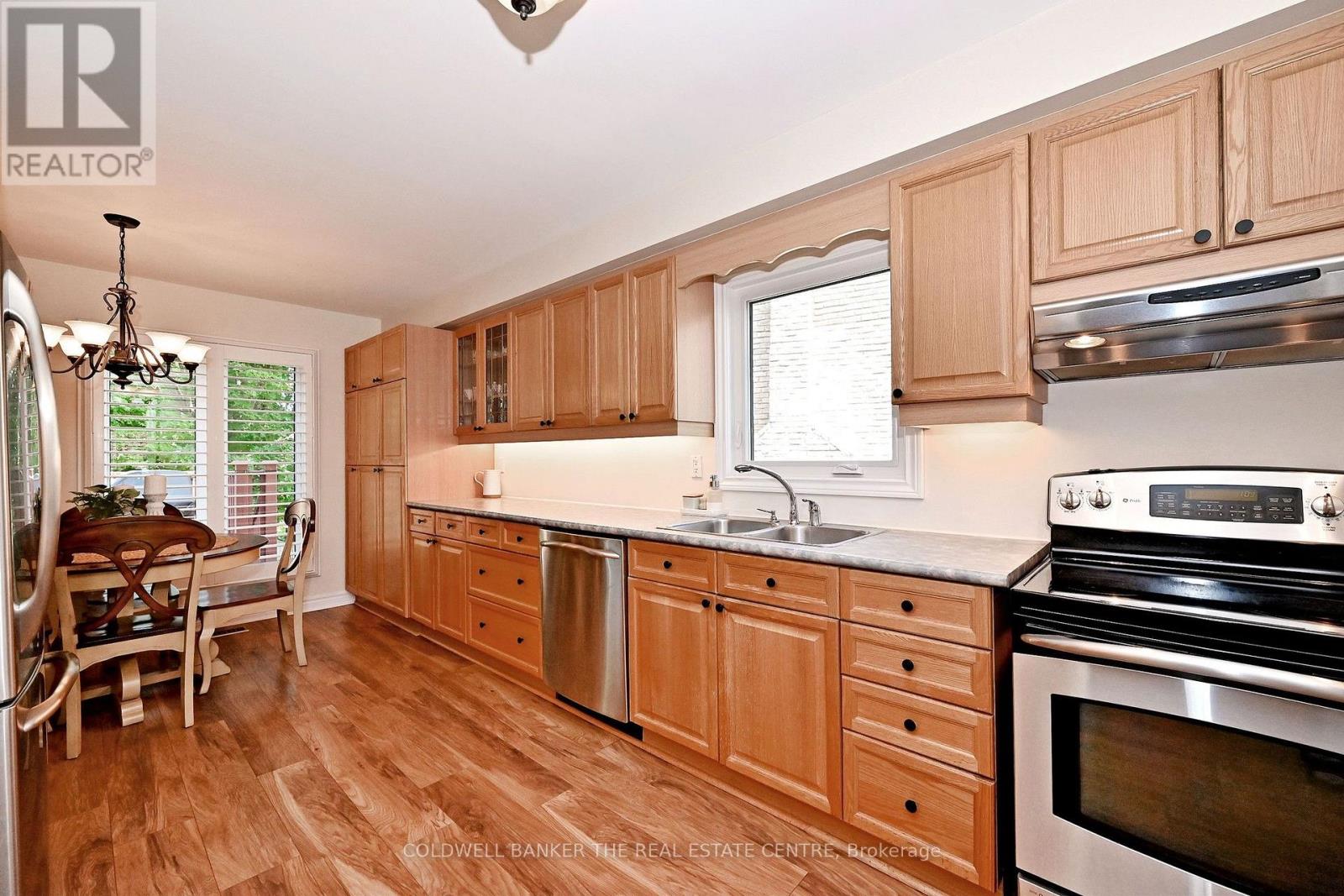 134 HURON HEIGHTS DRIVE - 17