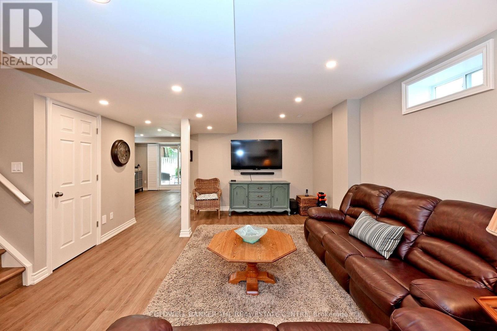 134 HURON HEIGHTS DRIVE - 29