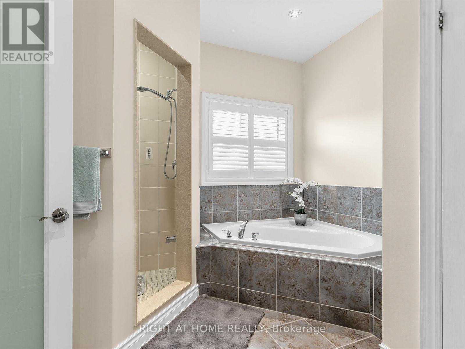 99 RICHLER AVENUE - 29