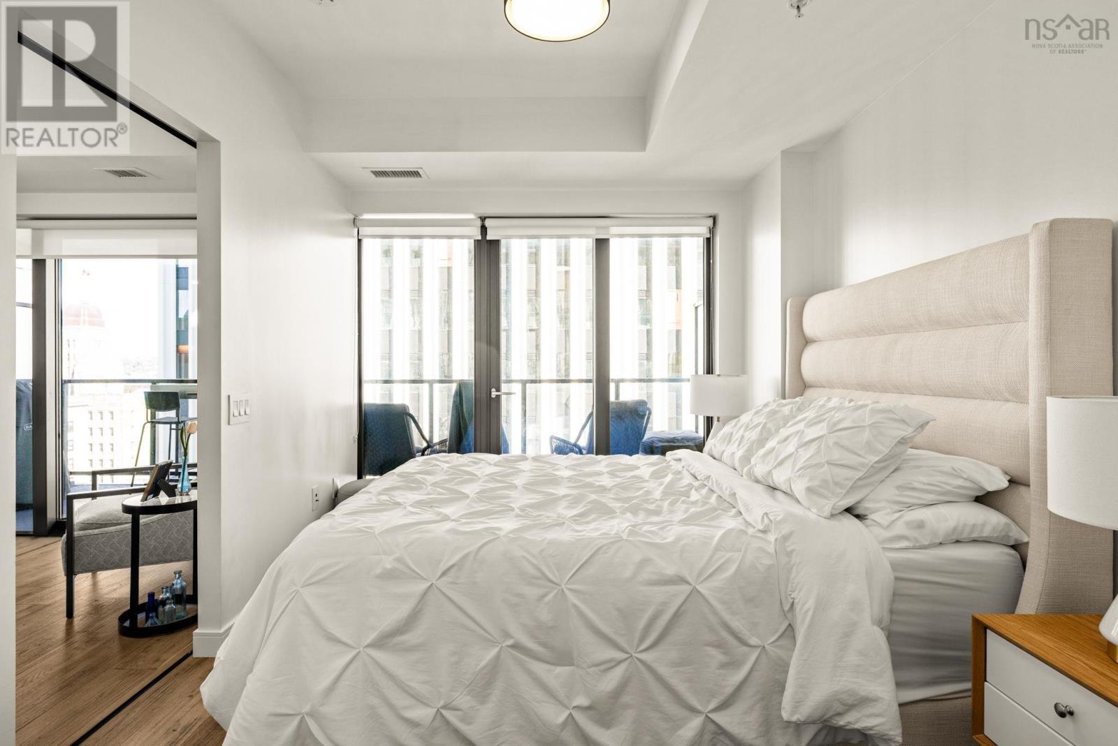 #908 1650 Granville St - 23