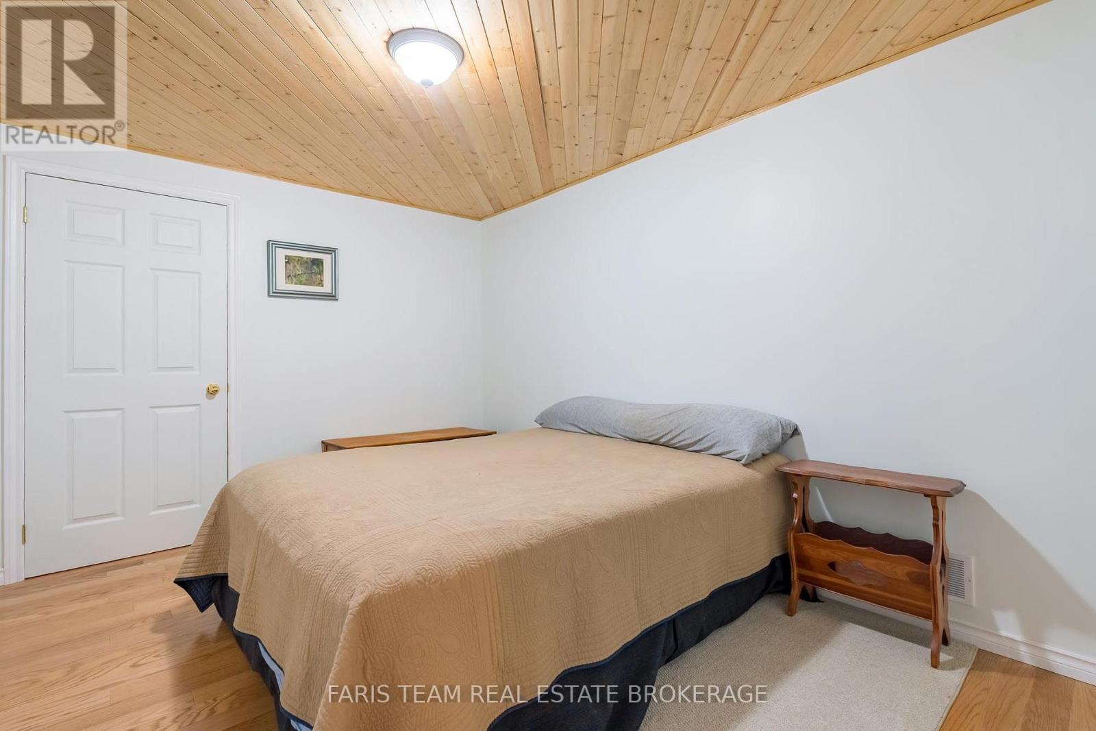 2151 FAIRGROUNDS ROAD - 16
