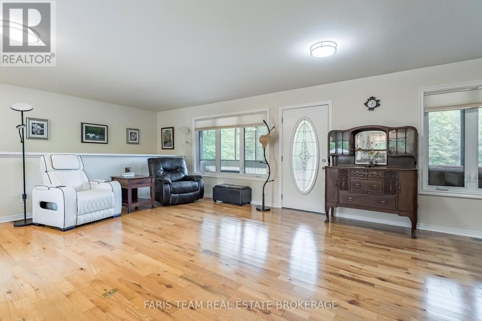 2151 FAIRGROUNDS ROAD - 8