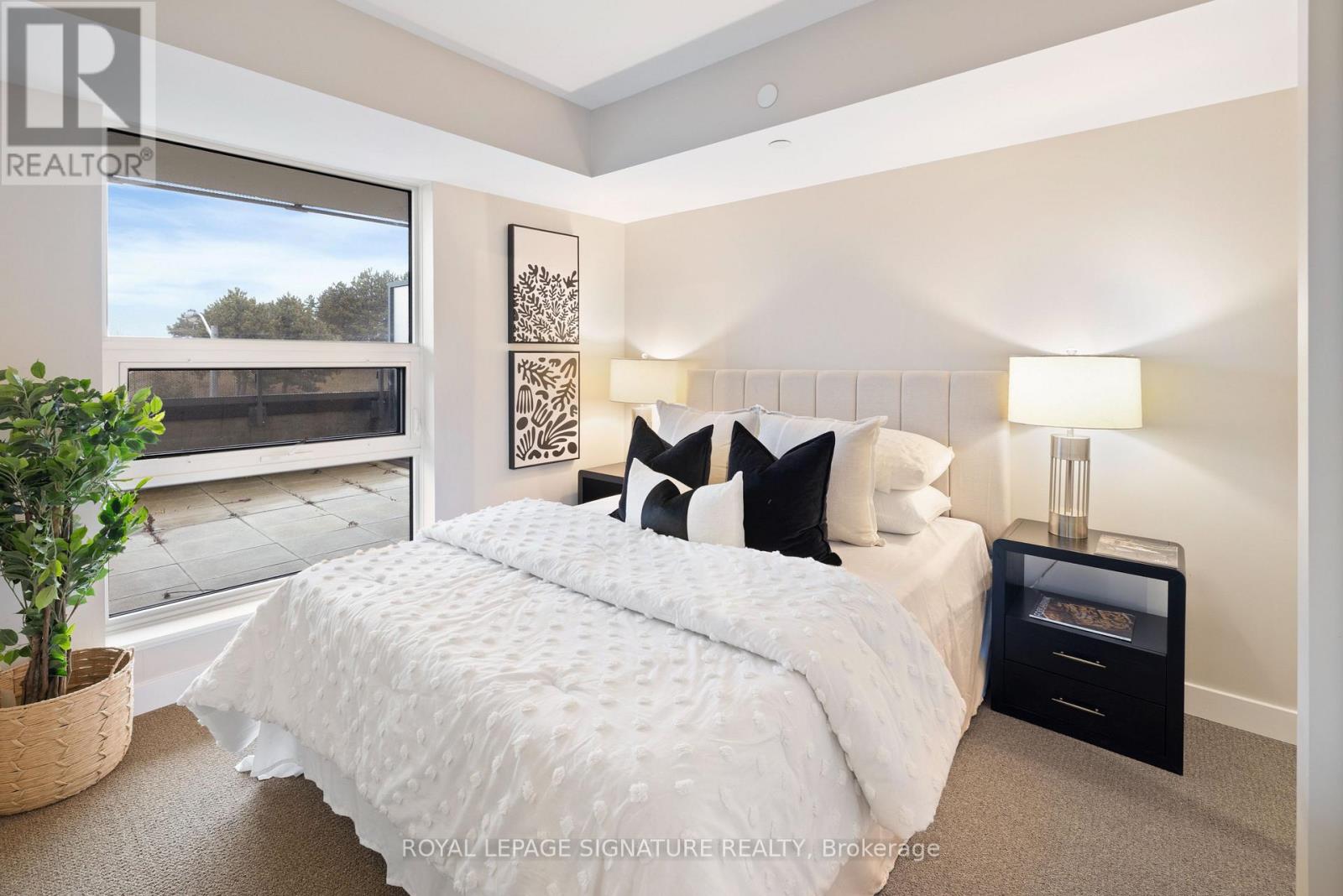 #312 160 FLEMINGTON ROAD - 6