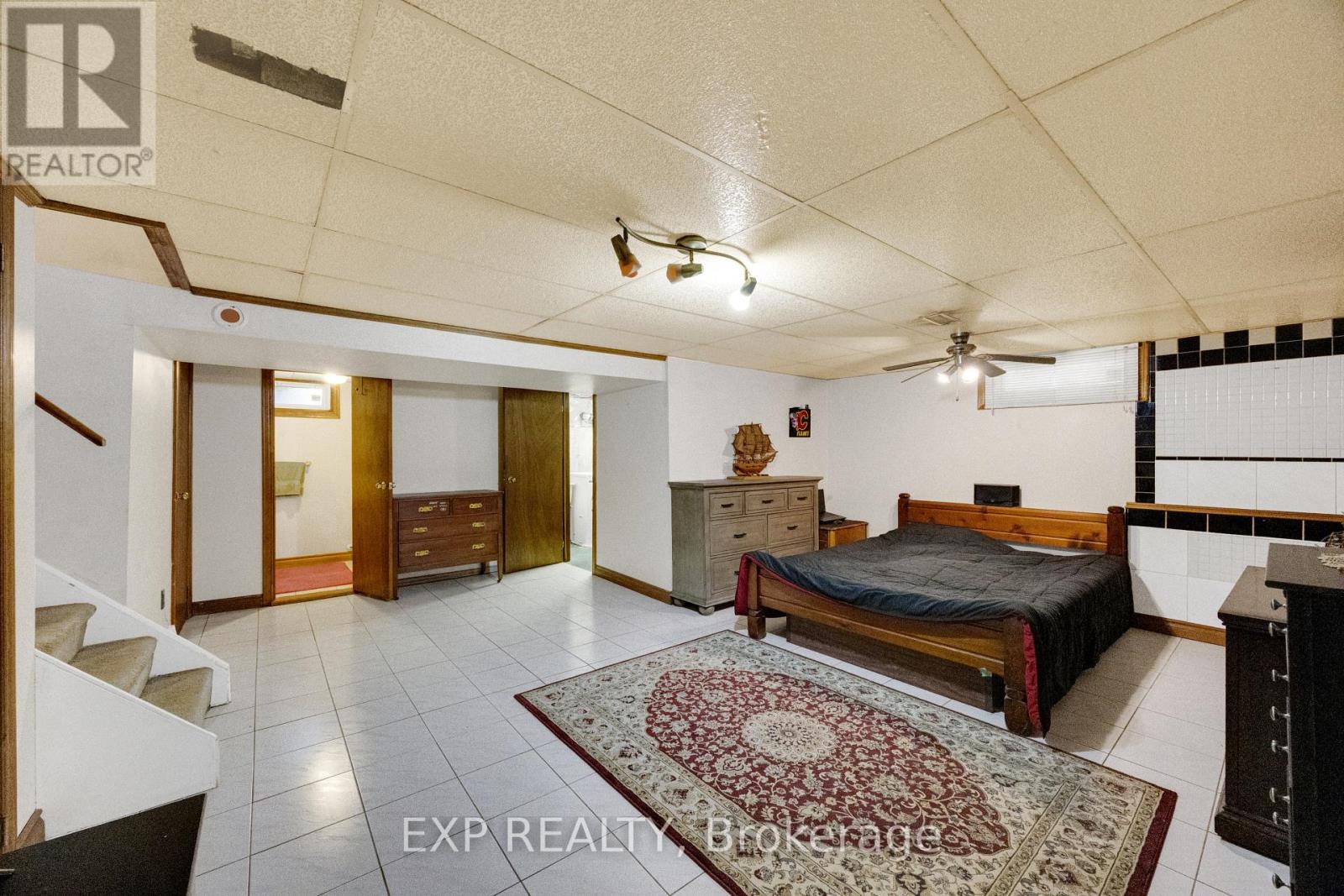 1251 JALNA BOULEVARD - Image 28