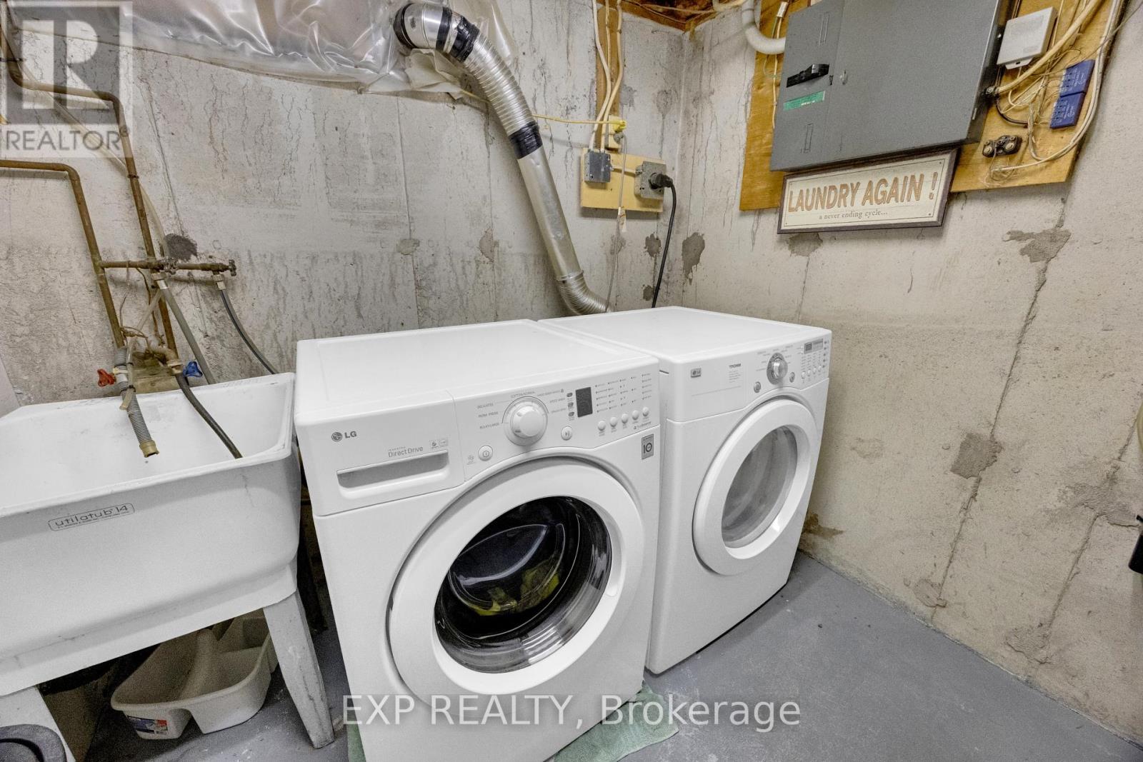 1251 JALNA BOULEVARD - Image 32