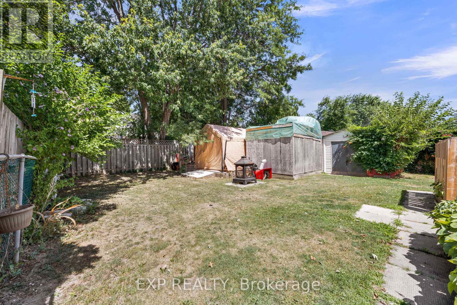 1251 JALNA BOULEVARD - Image 35