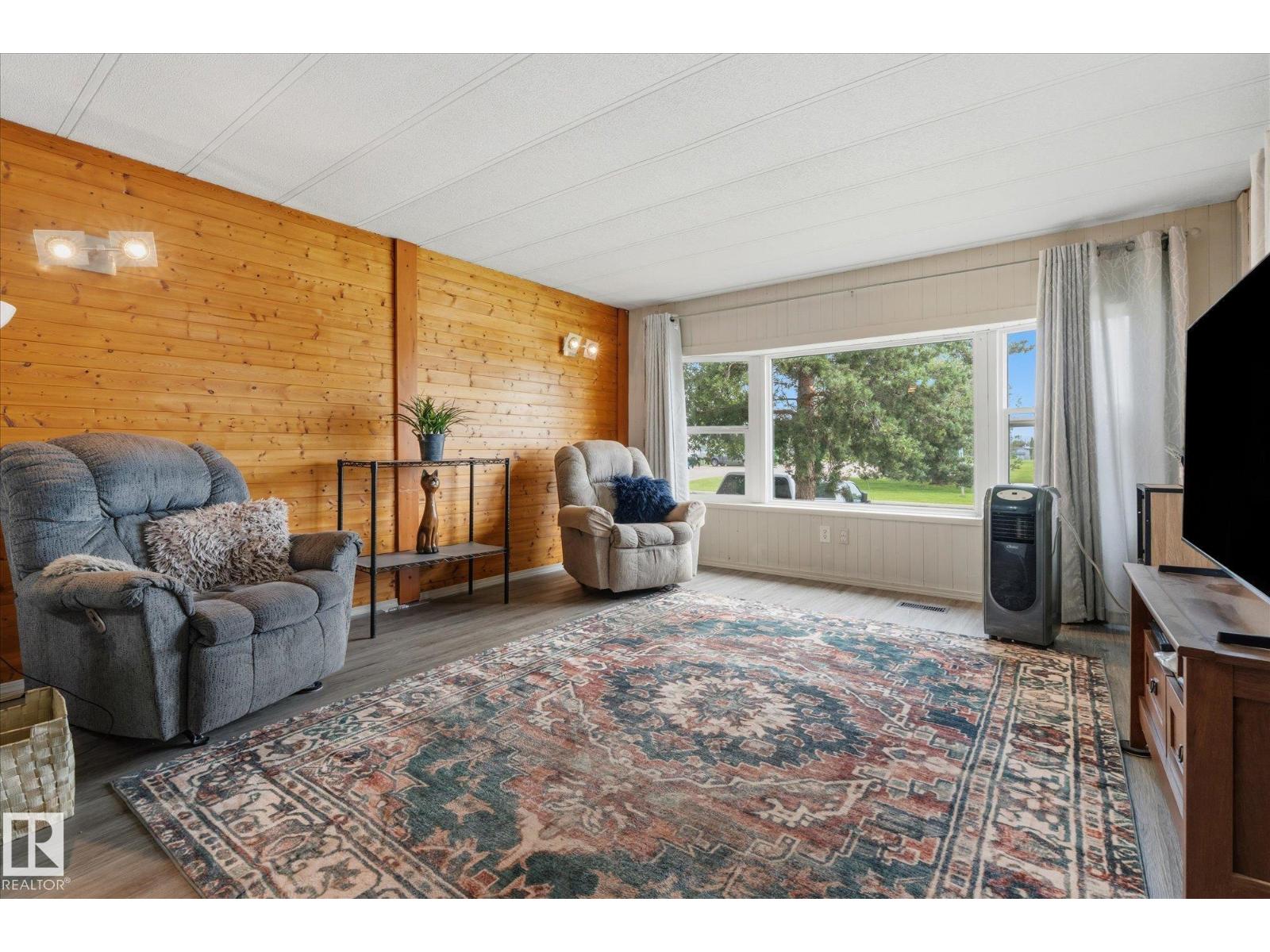 49 53222 range road 272 - 16