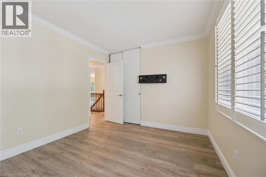 #4 311 GEORGE Street N - Image 21