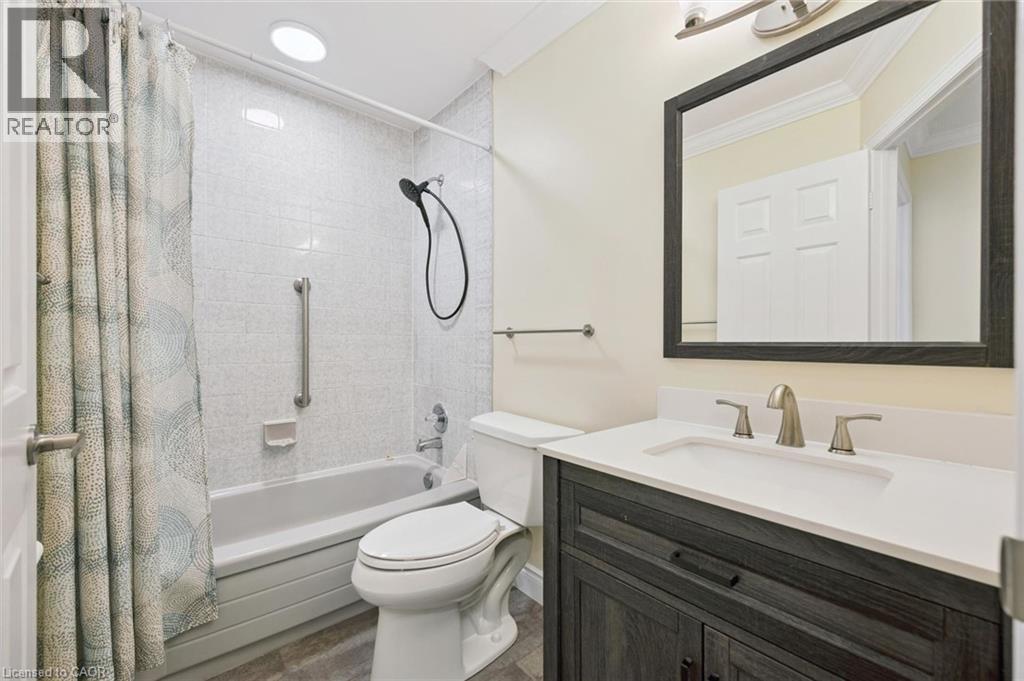 #4 311 GEORGE Street N - Image 23