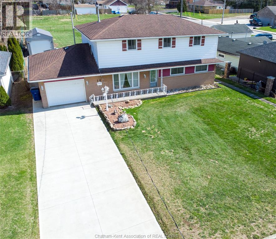 16 ARTHUR DRIVE - 1
