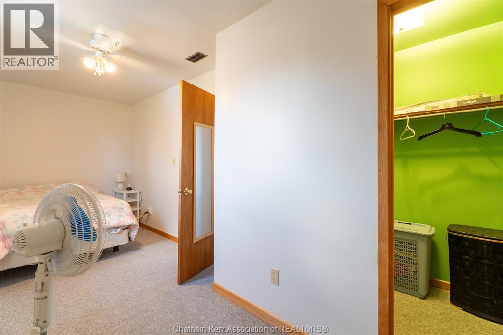 16 ARTHUR DRIVE - 18