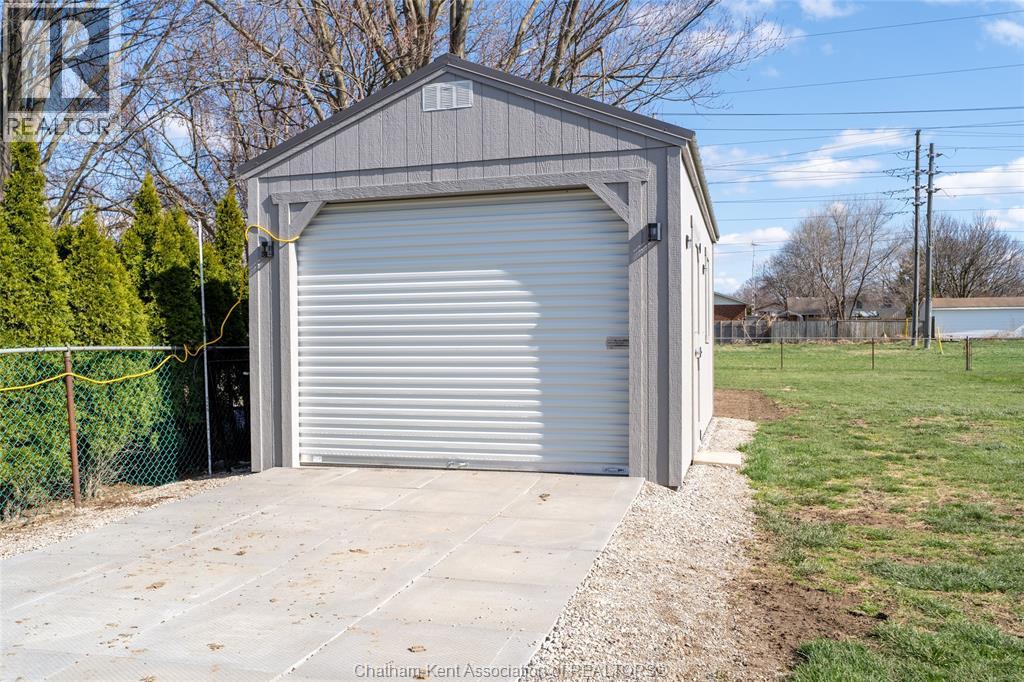 16 ARTHUR DRIVE - Image 35