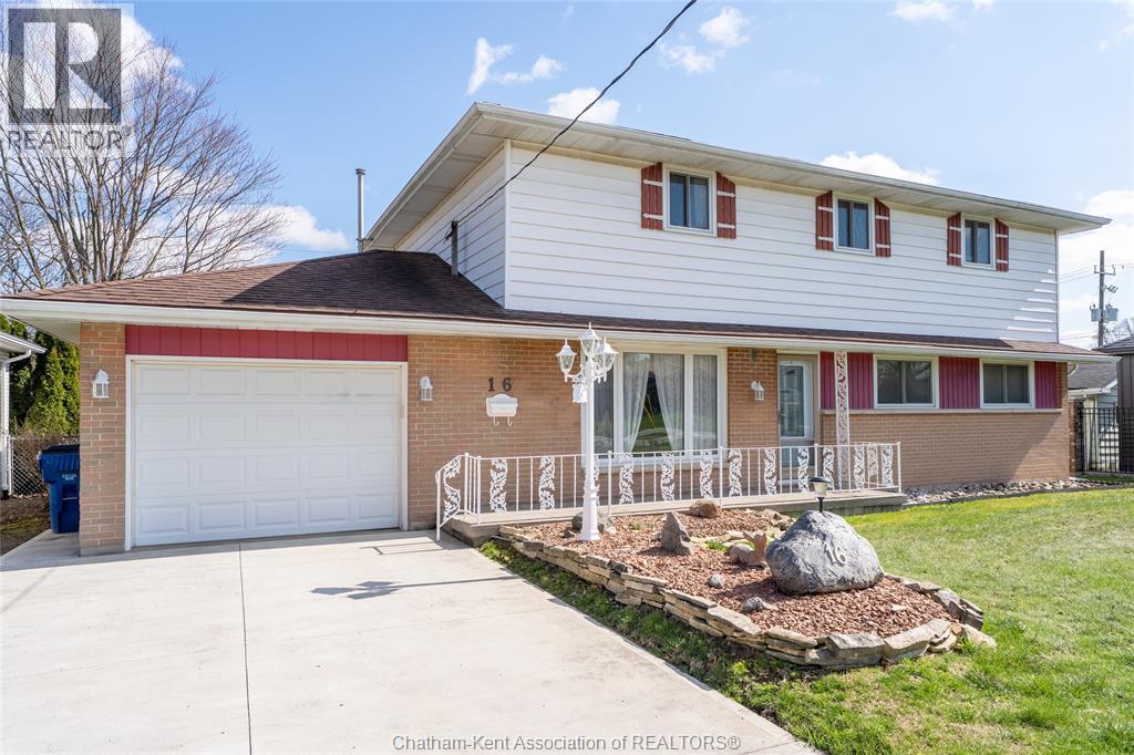 16 ARTHUR DRIVE - 43