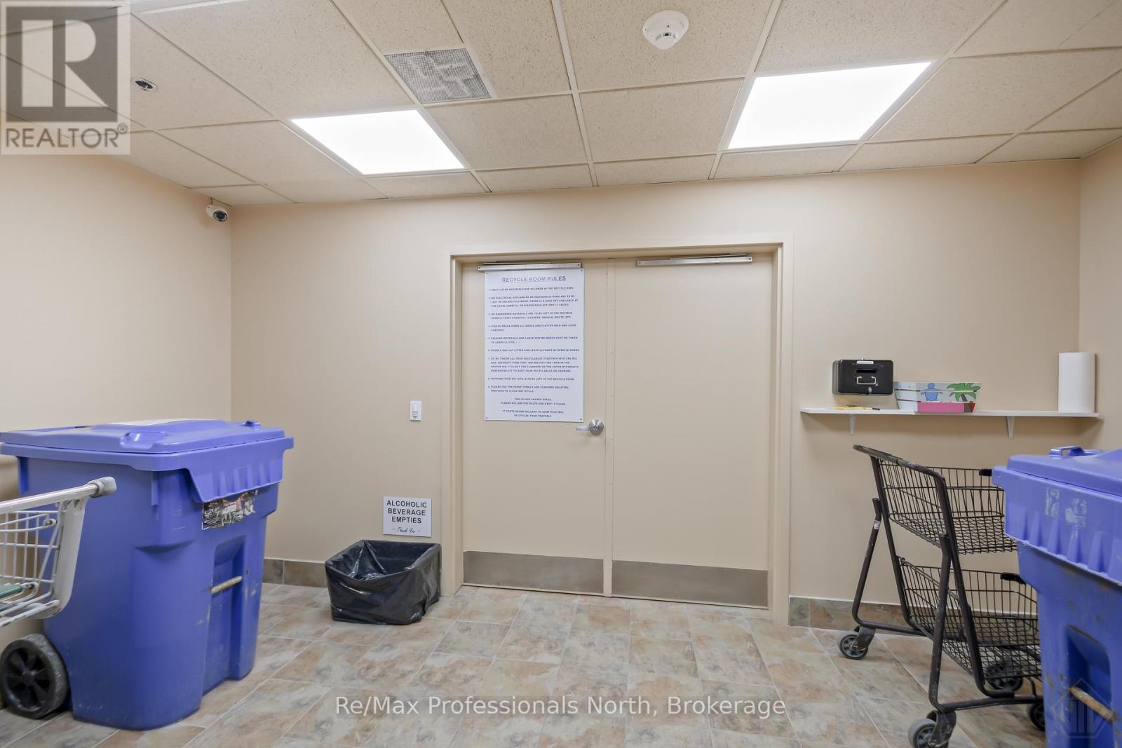 #207 130 STEAMSHIP BAY ROAD - 35