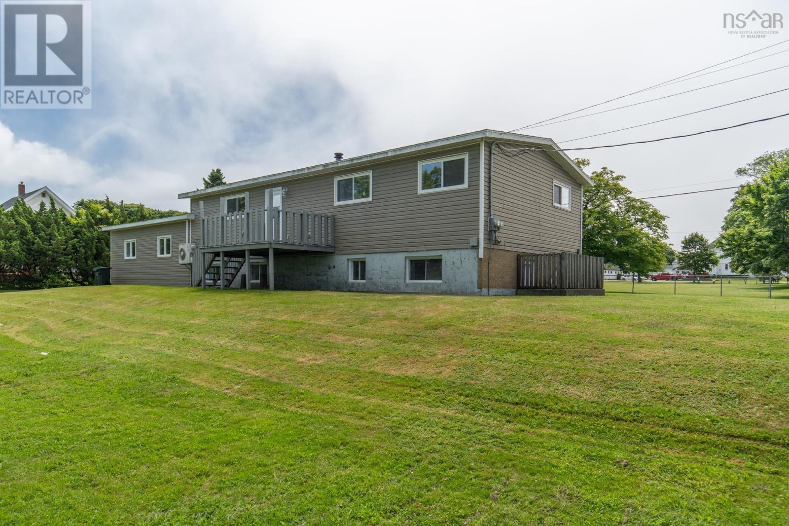 2 Huntington Street - 9