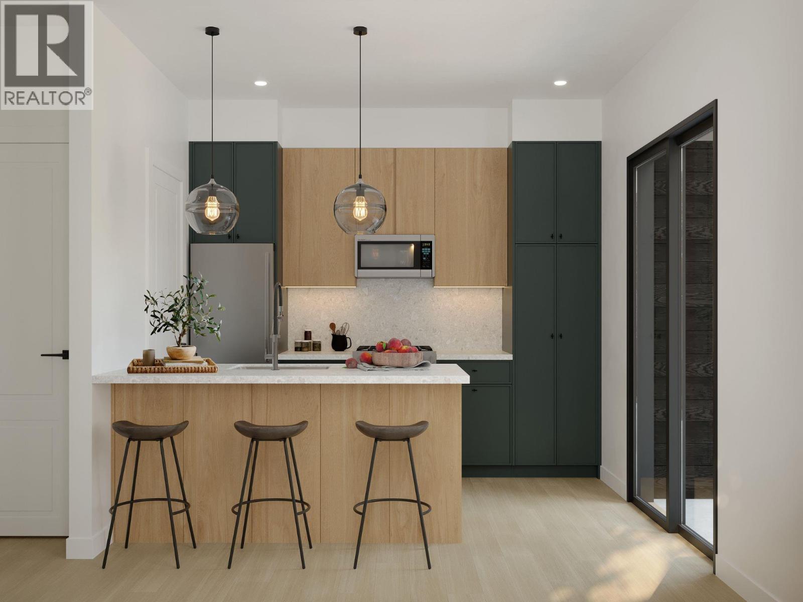 #2 1015 Oscar Street - Image 4