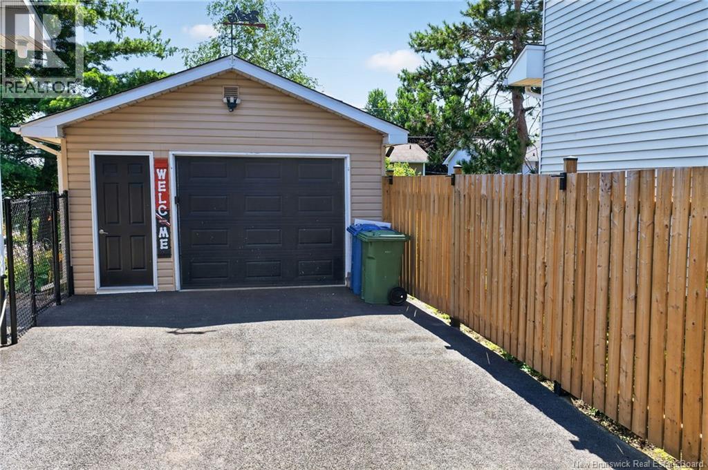 14 Cabot Drive - Image 40