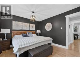 14 Cabot Drive, photo 17