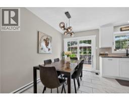 14 Cabot Drive, photo 6