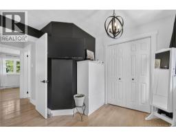 14 Cabot Drive, photo 18