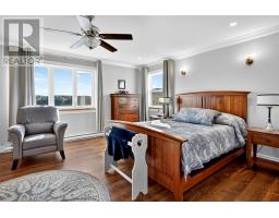 44 North River Road thumbnail 38