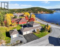 44 North River Road thumbnail 4