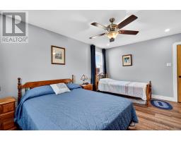 44 North River Road thumbnail 43