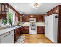 42 Mainsail Drive thumbnail 24