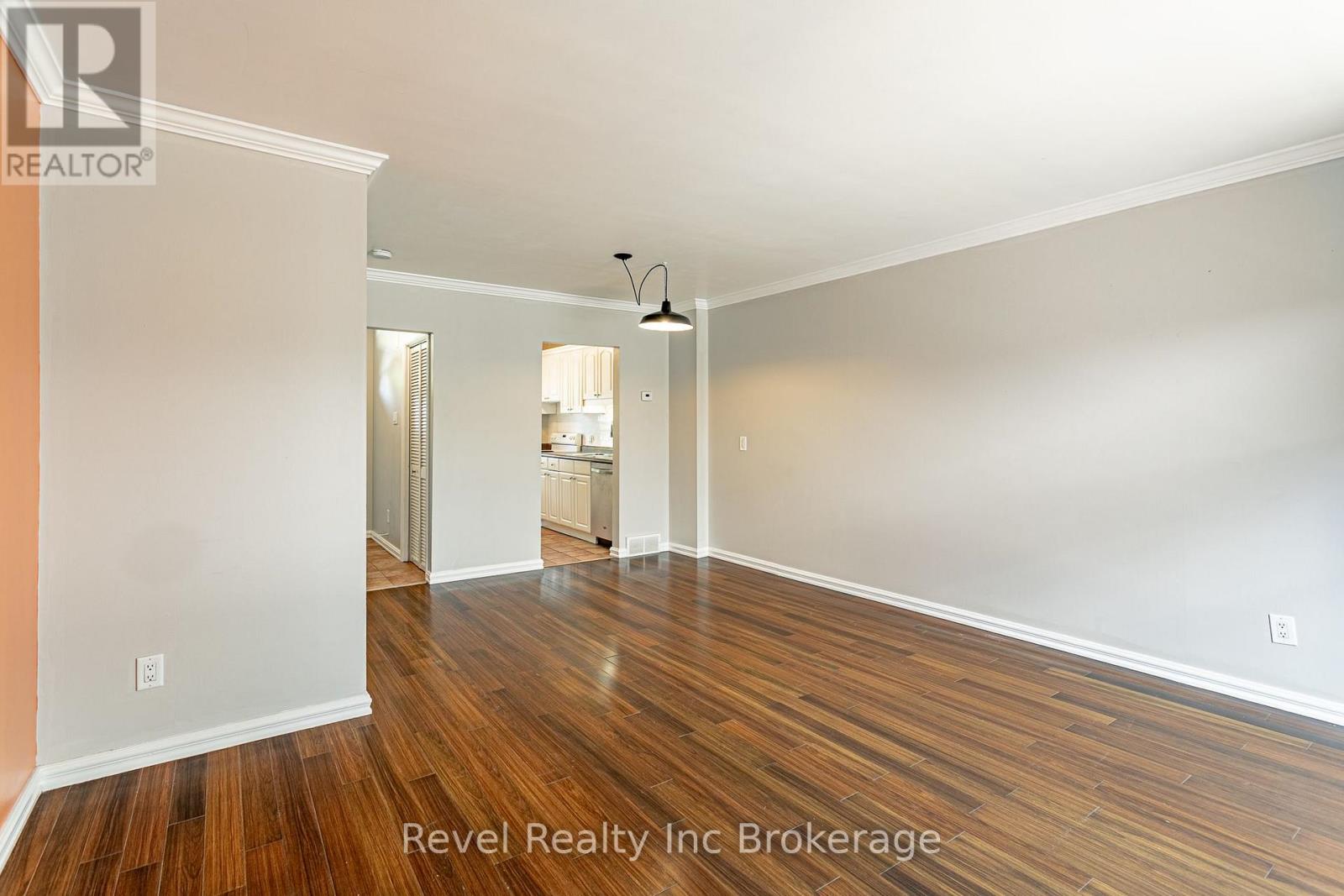 2 bedroom Single Family interior view, 16 Homestead Crescent, Whitehills, London, Ontario