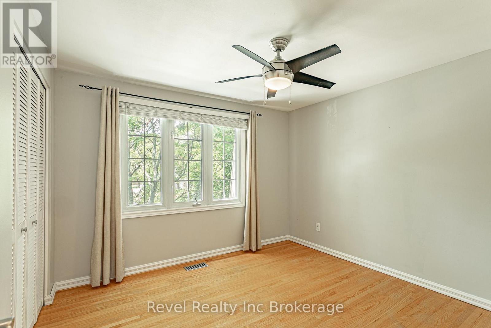 2 bedroom Single Family interior view, 16 Homestead Crescent, Whitehills, London, Ontario