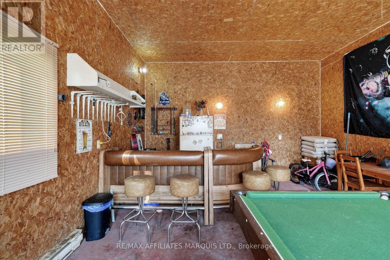 185 DOMINION STREET N - Image 32
