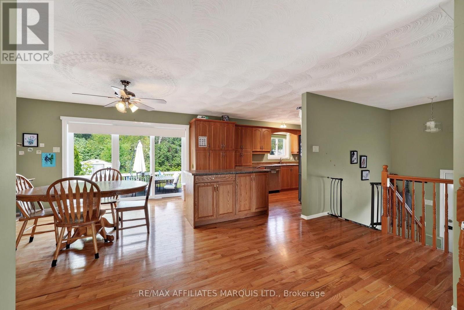 185 DOMINION STREET N - Image 7