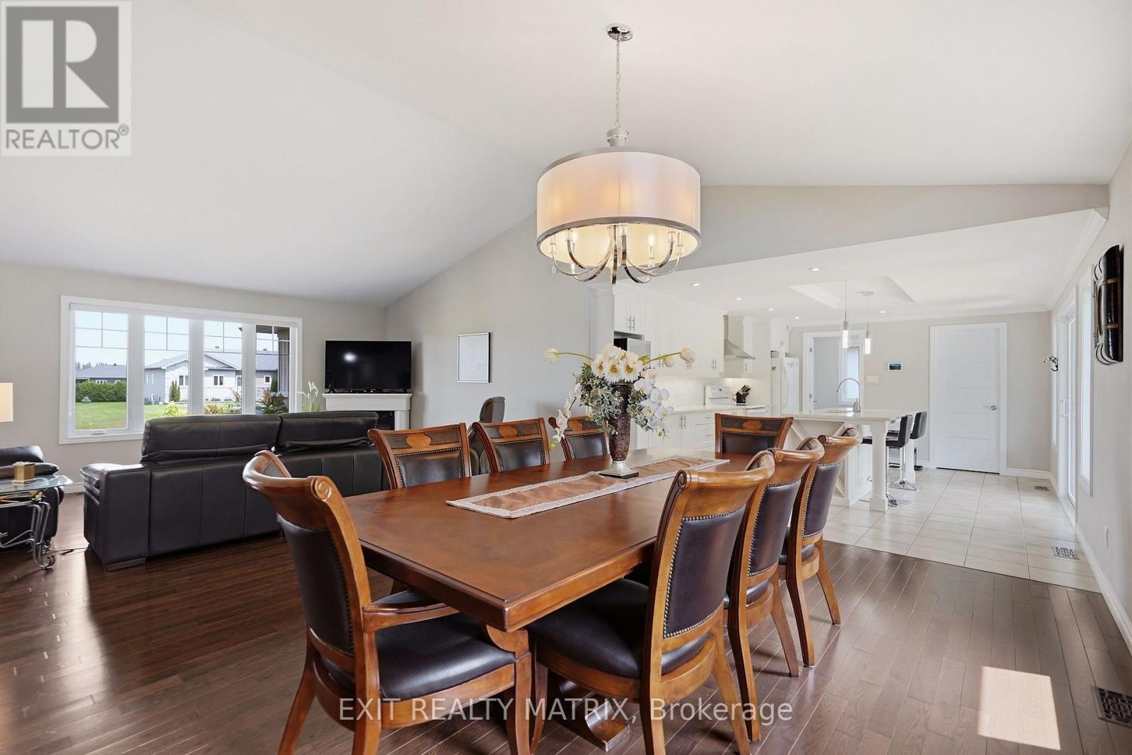 248 DES VIOLETTES STREET - Image 11