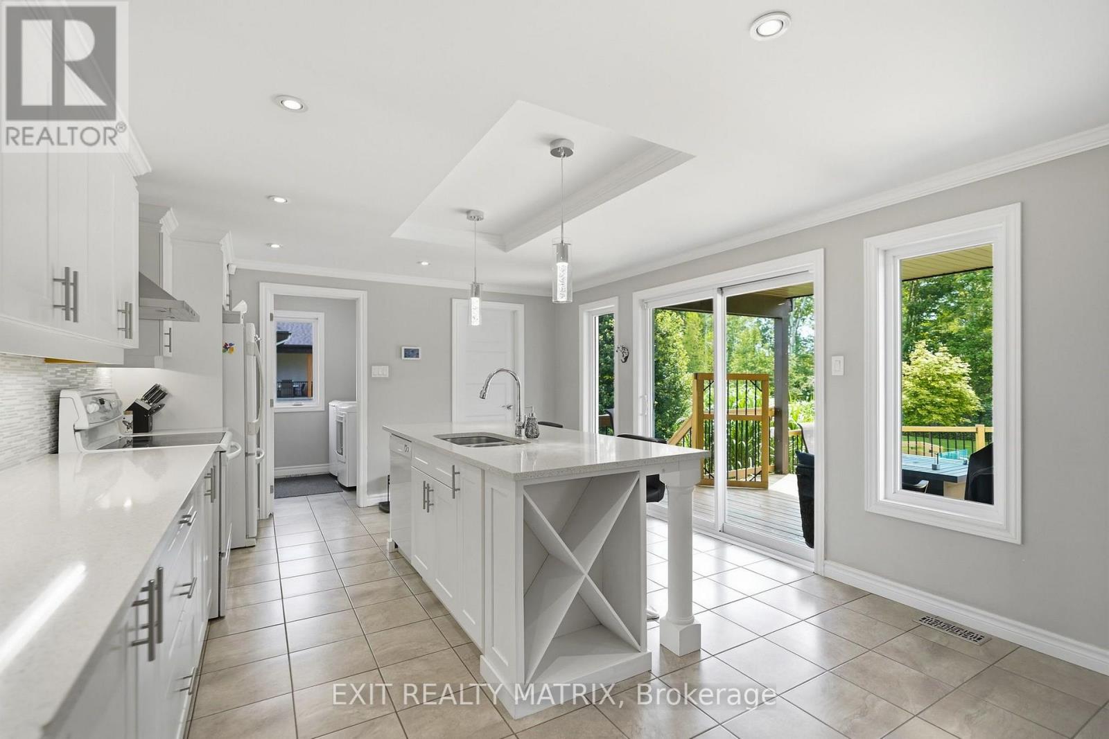 248 DES VIOLETTES STREET - Image 13